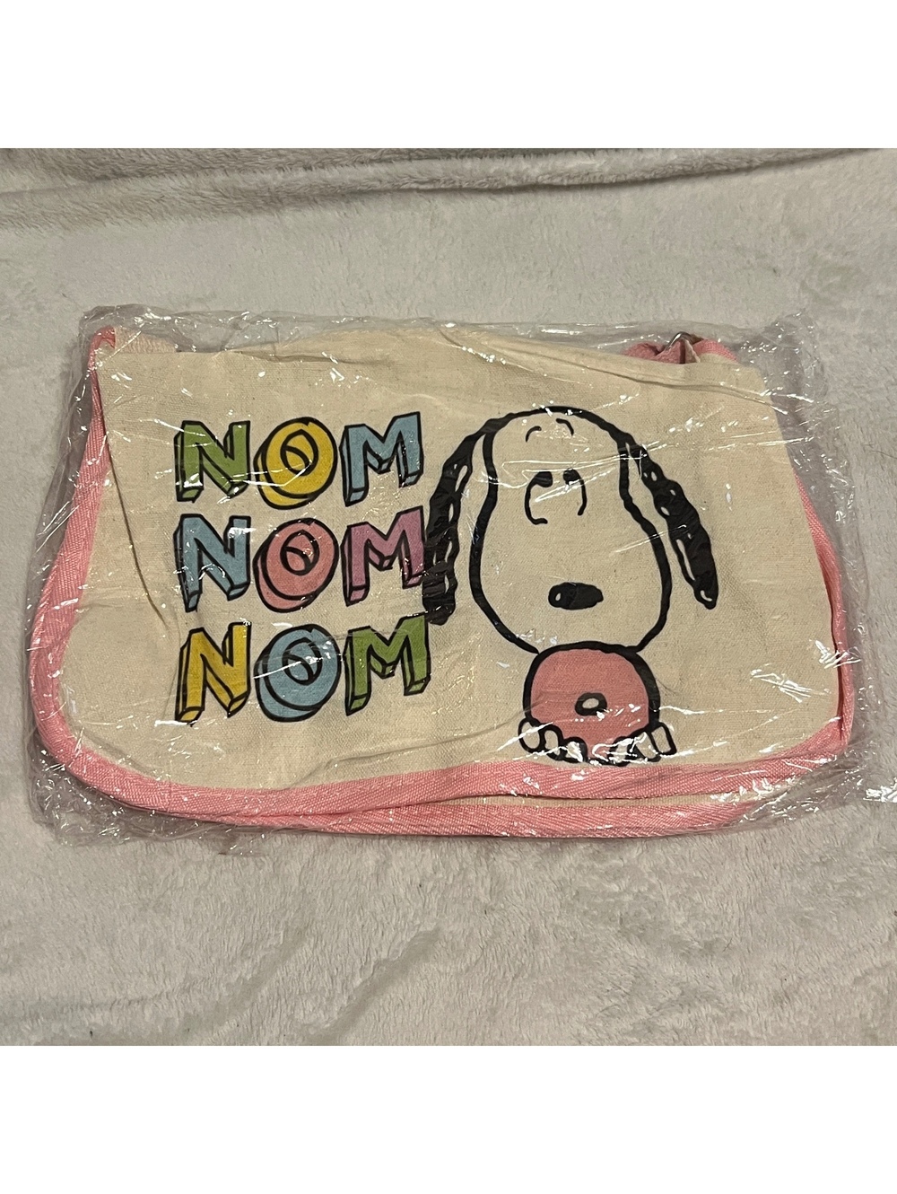 Snoopy Nom Nom Nom Pink Trim Shoulder Bag